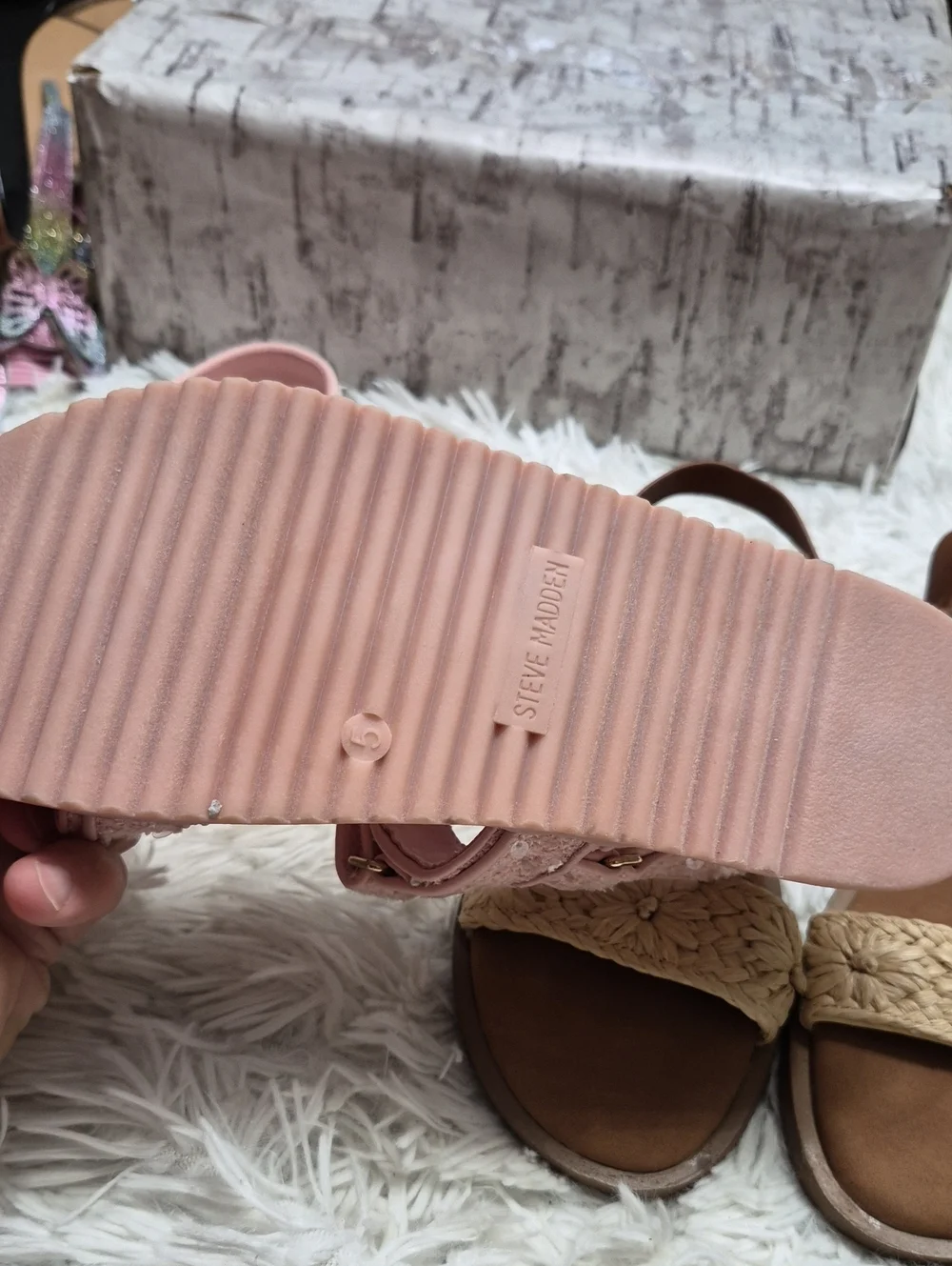 Steve Madden approx women